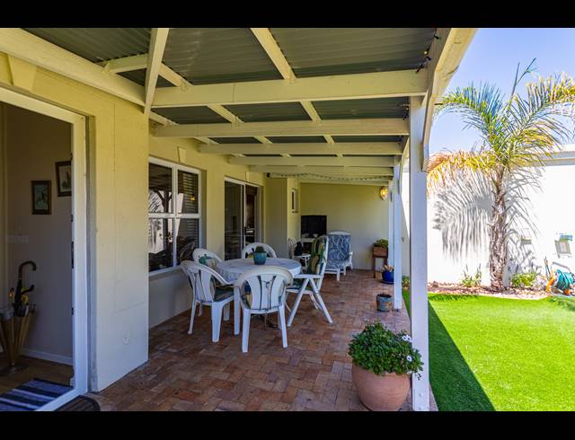 3 BEDROOM FREESTANDING FOR SALE IN SUNNINGDALE
